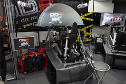 画像ギャラリー No.017のサムネイル画像 / 君は「東京バーチャルサーキット」を知っているか? ユークスが仕掛ける“サーキット”でフォーミュラカーとポルシェを駆ってきた