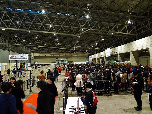 画像ギャラリー No.002のサムネイル画像 / 「闘会議2015」が本日と明日の2日間開催。実況やゲーム大会など,プレイヤーが主役となるゲームイベント