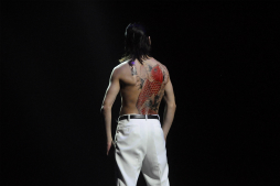 画像ギャラリー No.012のサムネイル画像 / 本日開幕した舞台「龍が如く」のゲネプロ鑑賞レポート。キャストやスタッフ陣の本気が伝わってきた