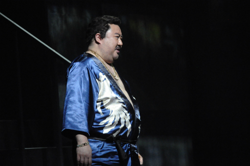 画像ギャラリー No.015のサムネイル画像 / 本日開幕した舞台「龍が如く」のゲネプロ鑑賞レポート。キャストやスタッフ陣の本気が伝わってきた