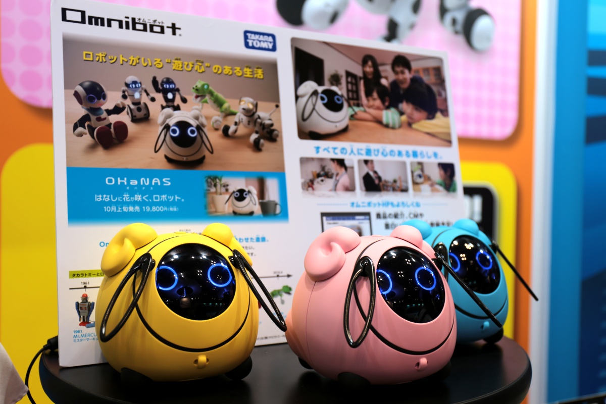 画像集 001 自然会話ロボットや最新電子玩具など盛りだくさん 東京おもちゃショー15 レポート