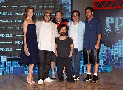 画像ギャラリー No.006のサムネイル画像 / 映画「ピクセル」，メキシコで行われた記者会見のレポートが公開