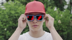 画像ギャラリー No.002のサムネイル画像 / カップアイス「アイスボックス」，8bitゲームテイストのPVを公開