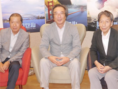 �֥��ڡ�������١������ס֥ѥå��ޥ�ס֥���饬�פ����ߤοƤ����롣�ǲ�֥ԥ�����׸�����ǰ������Υ����९�ꥨ���������̲�פ����ͤ��ݡ���