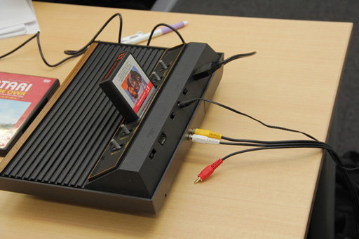 黒川文雄氏が日本版 Atari Game Over を製作するに至ったキッカケとは アタリショックと E T の都市伝説にも迫ったインタビューを掲載