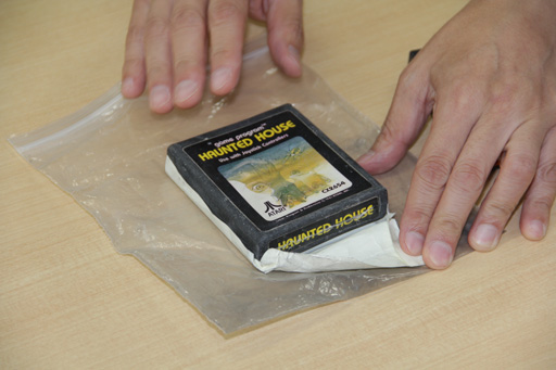 画像ギャラリー No.011のサムネイル画像 / 黒川文雄氏が日本版「ATARI GAME OVER」を製作するに至ったキッカケとは。アタリショックと「E.T.」の都市伝説にも迫ったインタビューを掲載