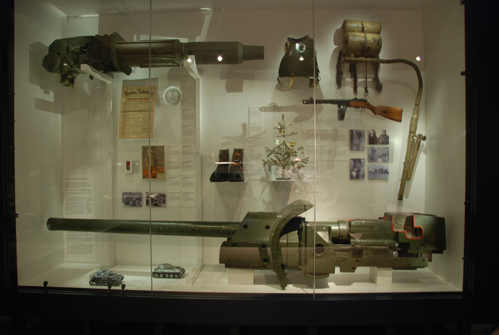 ドレスデンのドイツ連邦軍軍事史博物館で,中世から現代までの軍事にまつわるあれこれを堪能してきた