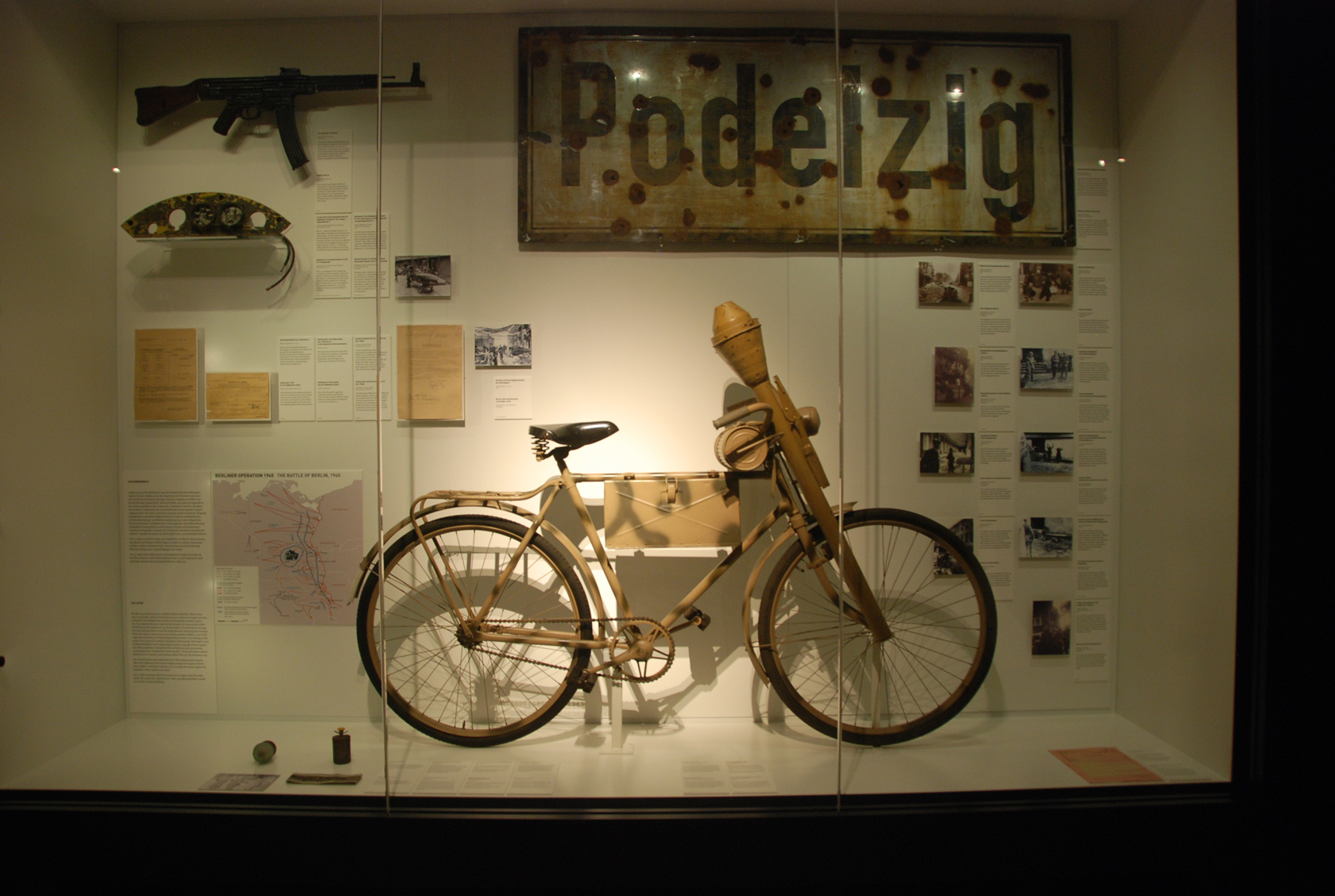 画像集/ドレスデンのドイツ連邦軍軍事史博物館で,中世から現代までの軍事にまつわるあれこれを堪能してきた