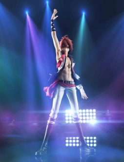 アイドリッシュセブン」，「七瀬 陸」と「逢坂壮五」のフィギュアが