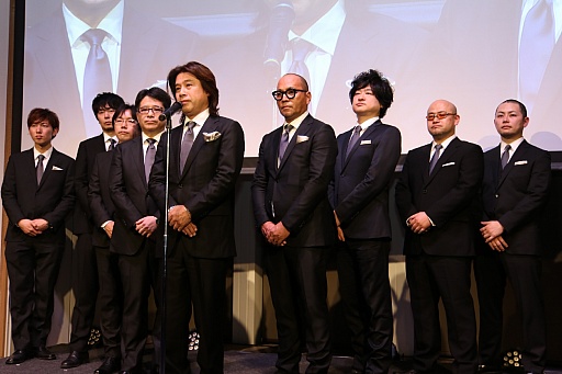 ���������꡼ No.003�Υ���ͥ������ / �ץ���ʥ����ॺ��Ω10��ǯ��ǰ�ѡ��ƥ������š�������ɽ�Ȥ��������ȥåץ��饹�Υǥ٥��åѤ��ܻؤ������������줿�������ͤ��ݡ���