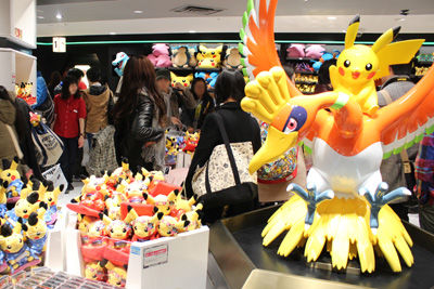 画像集 001 ポケモンセンター キョウト が16日にオープン 全国各店で記念の 画像集 001 ポケモンセンター キョウト が16日にオープン 全国各店で記念の