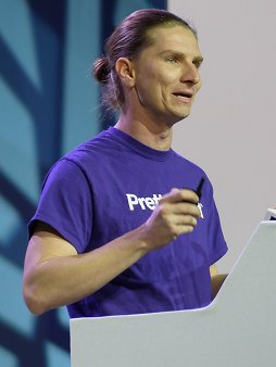 ꡼ No.010Υͥ / GDC 201630ǯΥ೫ȯ򿶤֤ꡤ13̾ζȳͤȡ򷫤깭Flash Backwards 30 Years of Making Gamesפݡ