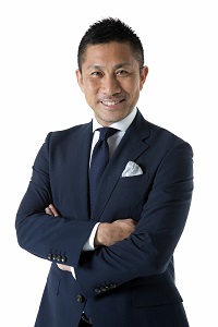 画像ギャラリー No.002のサムネイル画像 / 映画「アングリーバード」,元サッカー日本代表の前園真聖氏が声優に初挑戦