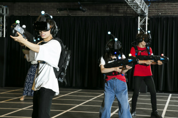 ꡼ No.037Υͥ / 6ͻòǽʥե꡼෿VRȥ饯ZERO LATENCY VRפθƤ2016ǯ723祤ݥꥹˤƥɥץ