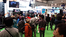 画像ギャラリー No.015のサムネイル画像 / バンナムの「VR ZONE Project i Can」でも人気を博した体感マシン「リアルドライブ」がnamcoラゾーナ川崎店に登場。7月29日から10月31日まで