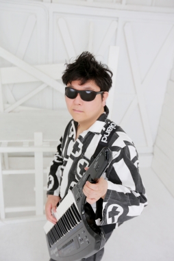 画像ギャラリー No.003のサムネイル画像 / 伊藤賢治氏，上倉紀行氏，アネモネ・モーニアンが新ユニット「Trimonia」を結成