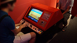 画像ギャラリー No.024のサムネイル画像 / 企画展「あそぶ!ゲーム展 ステージ2:ゲームセンターVSファミコン」が開催。アーケードとコンシューマが競いながら進歩を重ねた1980年代の雰囲気を味わえる