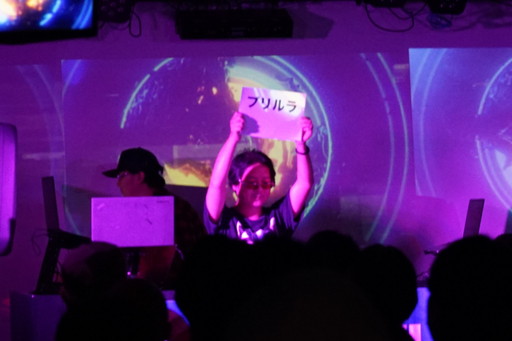 画像ギャラリー No.018のサムネイル画像 / 「TAITO GAME MUSIC REMIXS」リリースパーティーをレポート。石川勝久氏が初DJに挑戦し,並木 学氏がPSGサウンドを響かせた