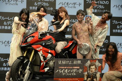 ���������꡼ No.008�Υ���ͥ������ / ������100�󤵤󤬡ȴݹ�����ӡɤȤʤä�ƣ�ĥ˥��뤵��򽱤����� �ǲ�֥Х����ϥ����ɡ������ե����ʥ��Blu-ray��DVDȯ�䵭ǰ���٥�Ȥ��ݡ���