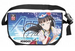画像ギャラリー No.006のサムネイル画像 / 二次元コスパにAqoursのメッセンジャーバッグが登場。予約受付は5月19日まで