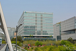 画像ギャラリー No.001のサムネイル画像 / 韓国最大規模のゲーム開発者会議「Nexon Developers Conference 17」が開幕。進化した人工知能による変化が語られた基調講演をレポート