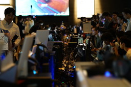 ���������꡼ No.064�Υ���ͥ������ / LAN�ѡ��ƥ���C4 LAN 2017 SPRING�פ��ݡ��ȡ�3���֤Ǳ��480�Ͱʾ�Υ����ޡ����������з�䶦Ʈ���礤�˳ڤ����