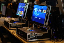 ���������꡼ No.069�Υ���ͥ������ / LAN�ѡ��ƥ���C4 LAN 2017 SPRING�פ��ݡ��ȡ�3���֤Ǳ��480�Ͱʾ�Υ����ޡ����������з�䶦Ʈ���礤�˳ڤ����