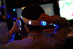 ���������꡼ No.070�Υ���ͥ������ / LAN�ѡ��ƥ���C4 LAN 2017 SPRING�פ��ݡ��ȡ�3���֤Ǳ��480�Ͱʾ�Υ����ޡ����������з�䶦Ʈ���礤�˳ڤ����