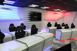 ���������꡼ No.013�Υ���ͥ������ / OPENREC.tv���ۿ��Ը������ץץ�������OPENREC���ꥨ���������ץ������פ�7���ܥ������ȡ�ǤŷƲ�Ȥ������������ȯɽ