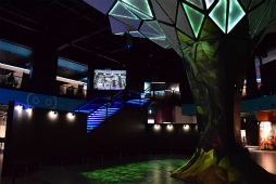 画像ギャラリー No.008のサムネイル画像 / オープン直前,VRエンターテインメント施設「VR ZONE SHINJUKU」の全容が明らかに。マリオカートやエヴァなどのVRアクティビティを体験してきた