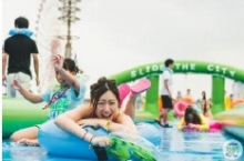 画像ギャラリー No.007のサムネイル画像 / 「モンスト」がウォーターフェス「Slide the City」とコラボ。オープン記念イベントが開催