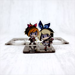 深夜廻 の主人公2人を模ったアクリルフィギュアが本日発売