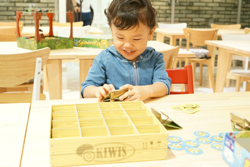 親子で遊べるボードゲームカフェ Jellyjellykids が横浜でオープン