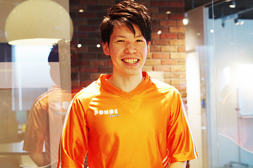 ポノス ゲーマー社員に 期待の若手 もけ選手を採用