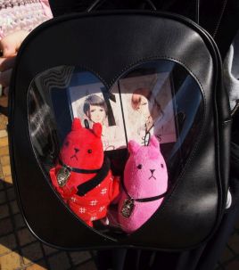 Agf17で見かけた 痛バッグ のフォトレポートをお届け キャラへの愛を感じる痛バを紹介します Agf17で見かけた 痛バッグ のフォトレポートをお届け キャラへの愛を感じる痛バを紹介します