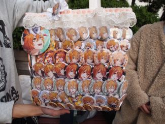 Agf17で見かけた 痛バッグ のフォトレポートをお届け キャラへの愛を感じる痛バを紹介します Agf17で見かけた 痛バッグ のフォトレポートをお届け キャラへの愛を感じる痛バを紹介します