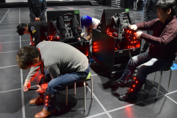 ꡼ No.024 | ȹ̡ɤǾ֤Ǹº̤Ȥƥϥå󥰡VR ZONEֶ̤異꡼ ̵ư ARISE Stealth HoundsפVRǥХ