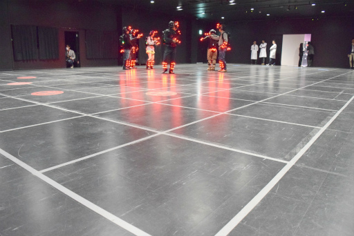 ꡼ No.030 | ȹ̡ɤǾ֤Ǹº̤Ȥƥϥå󥰡VR ZONEֶ̤異꡼ ̵ư ARISE Stealth HoundsפVRǥХ