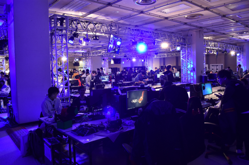 画像ギャラリー No.003のサムネイル画像 / 国内最大級のLANパーティー「C4 LAN」が開催。3日間ぶっ通しで行われたイベントの模様をレポート