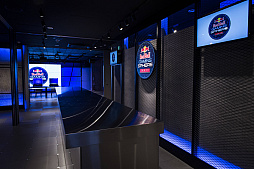 ꡼ No.001 | ߤΥ।٥ȥڡRed Bull Gaming Sphere TokyoΥץ˥󥰥ˡݡ