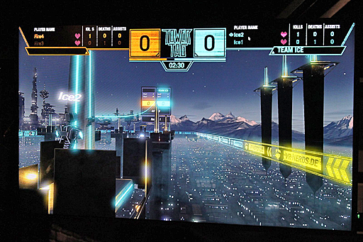 画像ギャラリー No.006のサムネイル画像 / 東京ジョイポリスに対戦型VRアトラクション,「TOWER TAG」が明日オープン。いくつものタワーが建ち並ぶVR空間で,2人対2人のチーム対戦を楽しもう