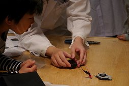 ���������꡼ No.016�Υ���ͥ������ / ����PS2��ƻҤ�ʬ�򡣻Ҥɤ⤿�������񿴤��ܤ򵱤������֥ץ쥤���ơ������ʬ��������å� ����ΤΤ����ߤ򤷤������פ��ݡ���