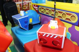 ���������꡼ No.002�Υ���ͥ������ / ������ե��󥿥����ȥ��꡼�ζ�Ʊ��ȯ�ˤ�롤������λҶ�����VR�������VR�֤äȤӡ��Х������ס�VR�ɤä��󡪥֥��å����θ����ݡ���