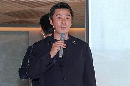 ���������꡼ No.008�Υ���ͥ������ / ���ܹ��ݤȡ֥ƥȥꥹ�פΥ�������ʤ�Ÿ�������䤹�륤�٥�ȡ�Product Japan meets Tetris�פ������档�����Ԥ�줿ȯɽ����ݡ���