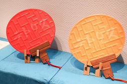 ���������꡼ No.017�Υ���ͥ������ / ���ܹ��ݤȡ֥ƥȥꥹ�פΥ�������ʤ�Ÿ�������䤹�륤�٥�ȡ�Product Japan meets Tetris�פ������档�����Ԥ�줿ȯɽ����ݡ���