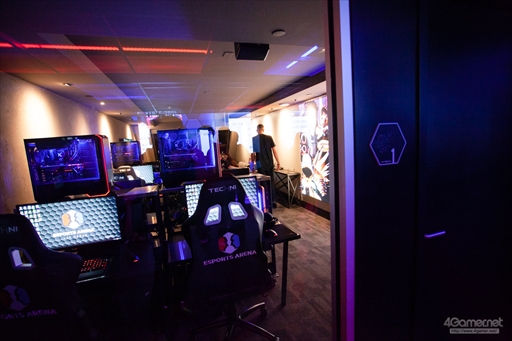 ꡼ No.012 | EVOܤüeݡĻߡEsports Arena Las Vegasץեȥݡȡޥ͡㡼 BearؤΥ󥿥ӥ塼