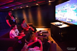 ꡼ No.019 | EVOܤüeݡĻߡEsports Arena Las Vegasץեȥݡȡޥ͡㡼 BearؤΥ󥿥ӥ塼