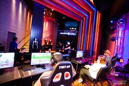 ꡼ No.020 | EVOܤüeݡĻߡEsports Arena Las Vegasץեȥݡȡޥ͡㡼 BearؤΥ󥿥ӥ塼