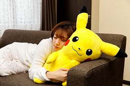 画像ギャラリー No.003のサムネイル画像 / ピカチュウとイーブイのぬいぐるみが受注受付を開始