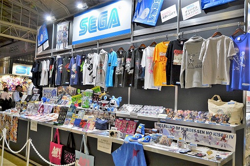 Tgs 18 Tシャツにぬいぐるみ ゲーマー向けデスクにフライパン 東京ゲームショウ18の物販ブースを紹介